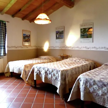Tuscan Charm Near Holiday home