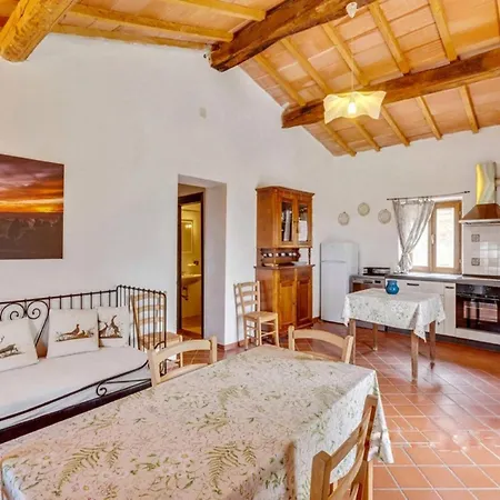 Holiday home Tuscan Charm Near Volterra